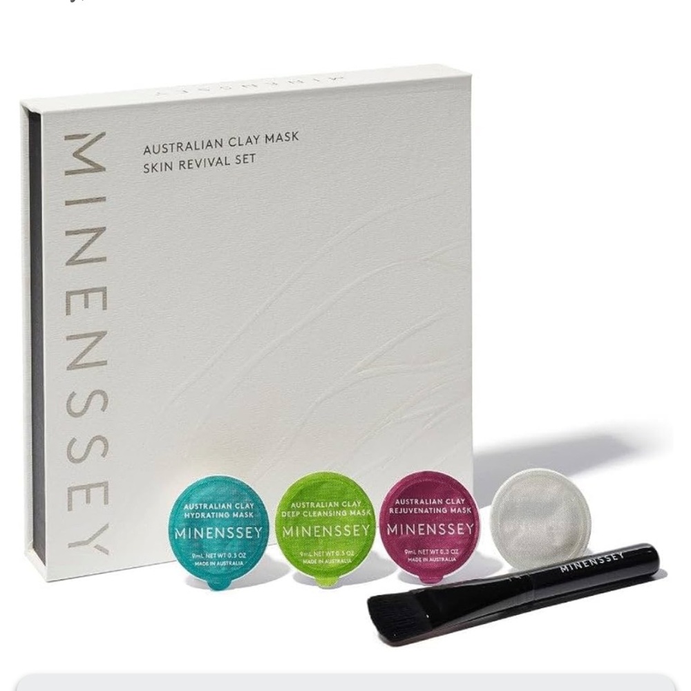 NWT MINENSSEY Australian Clay Mask Skin Revival Set
